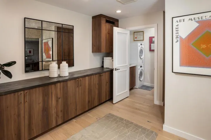 6 Bay Tree, Los Altos, California 94022