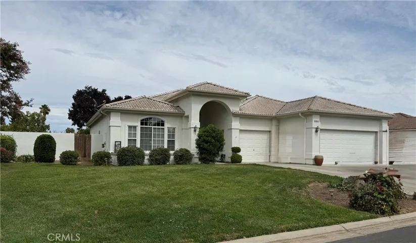 6643 Desert Springs, Chowchilla, California 93610