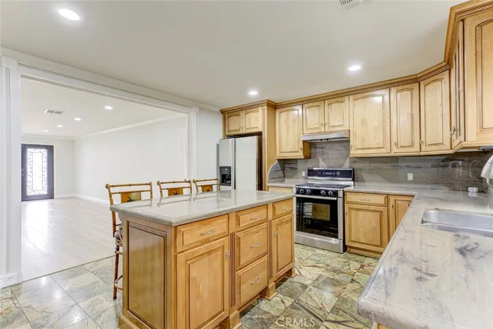 1125 Stanley Ave, Glendale, California 91206