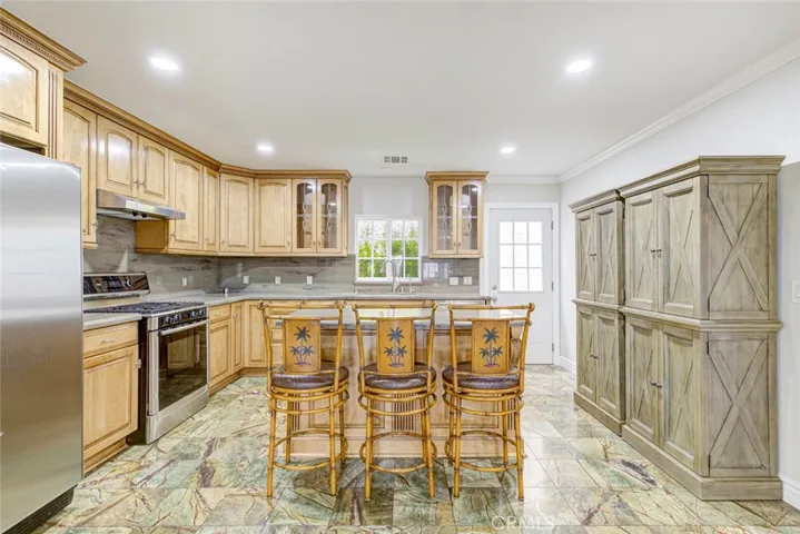 1125 Stanley Ave, Glendale, California 91206
