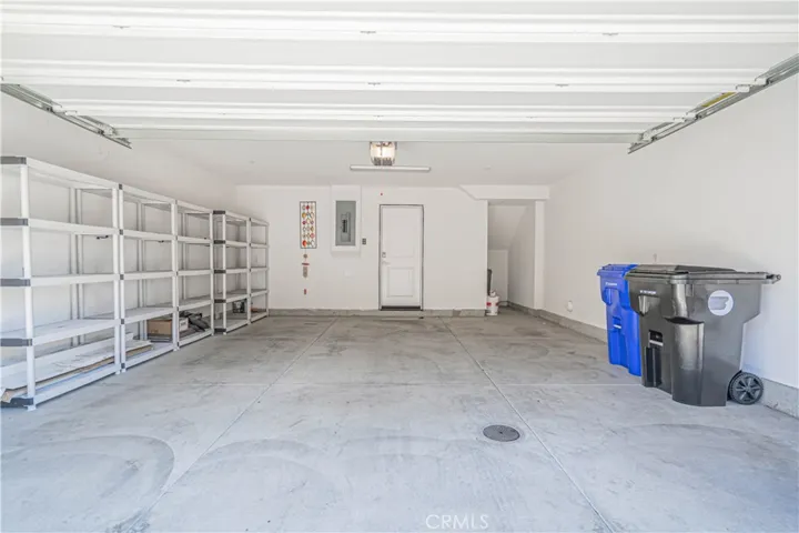 28706 Jardineras, Valencia, California 91354