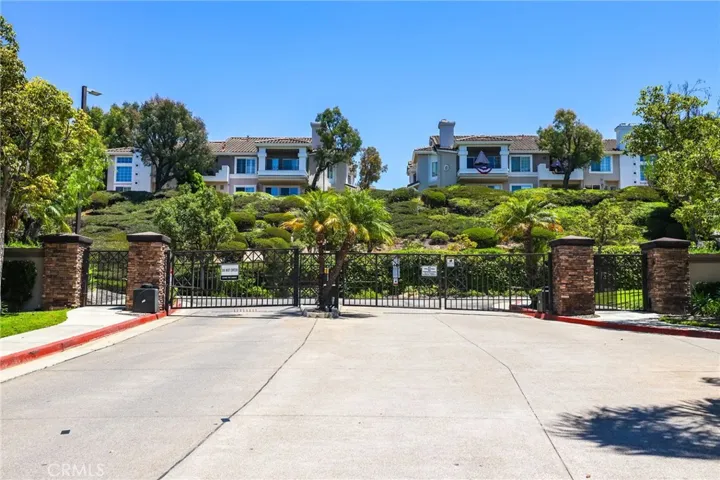 1004 S Dewcrest, Anaheim, California 92808
