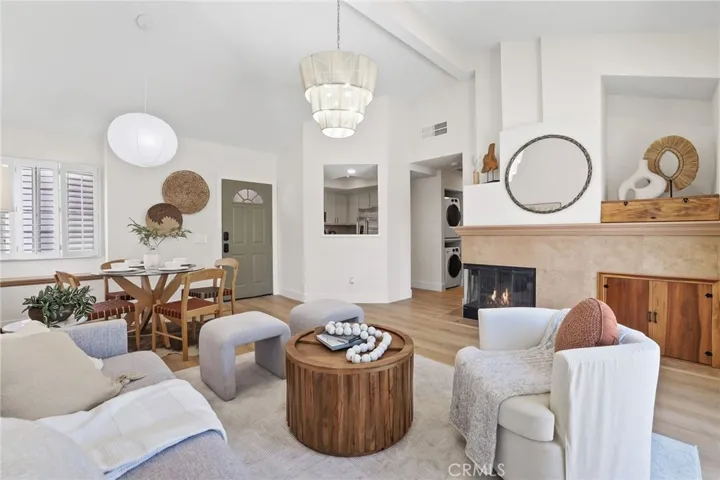 1004 S Dewcrest, Anaheim, California 92808
