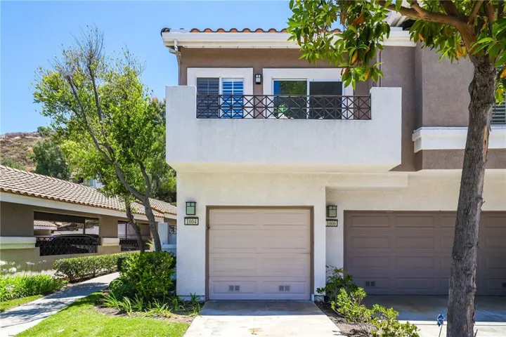 1004 S Dewcrest, Anaheim, California 92808