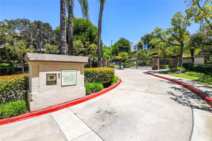 1004 S Dewcrest, Anaheim, California 92808