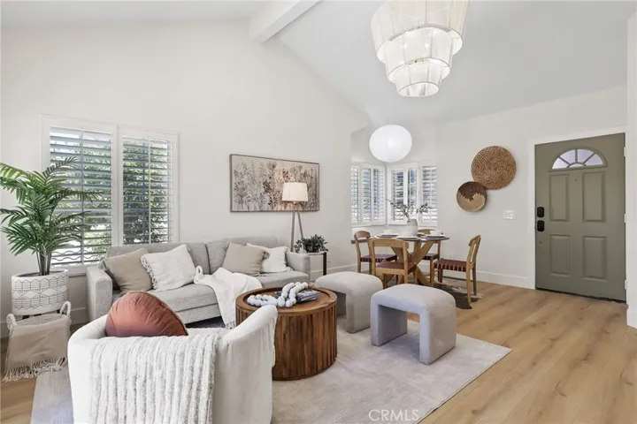 1004 S Dewcrest, Anaheim, California 92808