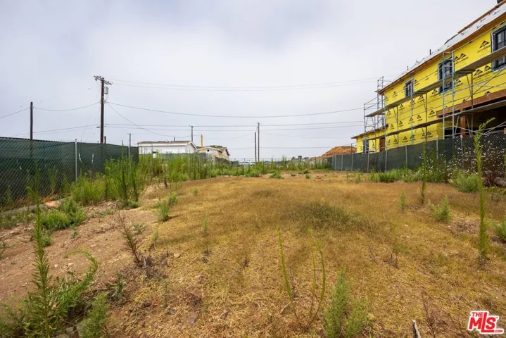 335 Beirut Avenue, Los Angeles, California 90272