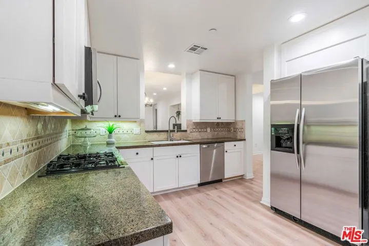 5625 Crescent Park 126, Playa Vista, California 90094