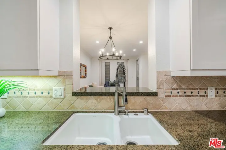 5625 Crescent Park 126, Playa Vista, California 90094