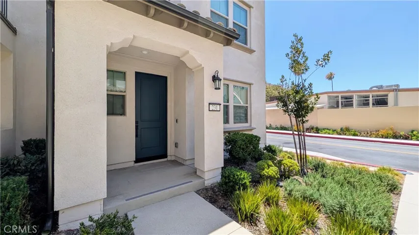 231 Babson Court, Claremont, California 91711