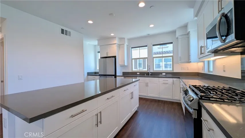 231 Babson Court, Claremont, California 91711