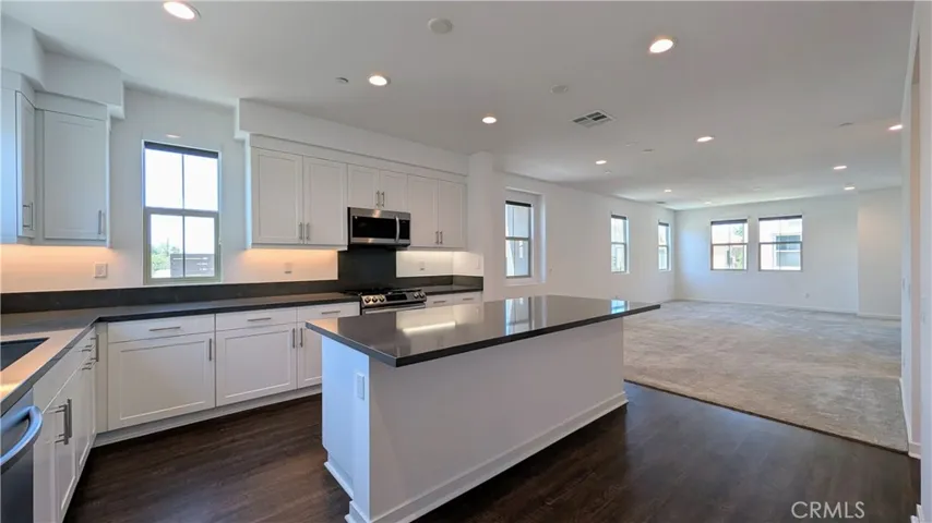 231 Babson Court, Claremont, California 91711