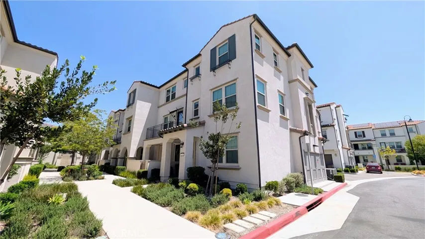 231 Babson Court, Claremont, California 91711