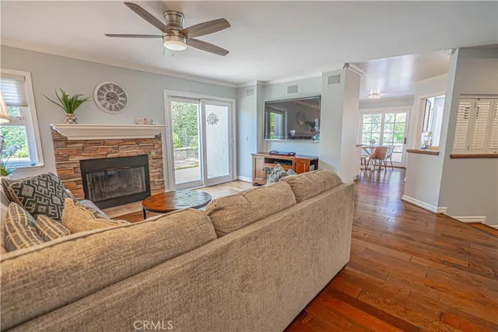 24307 Mornington, Valencia, California 91355