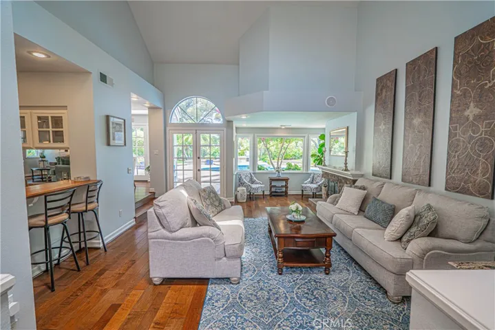 24307 Mornington, Valencia, California 91355