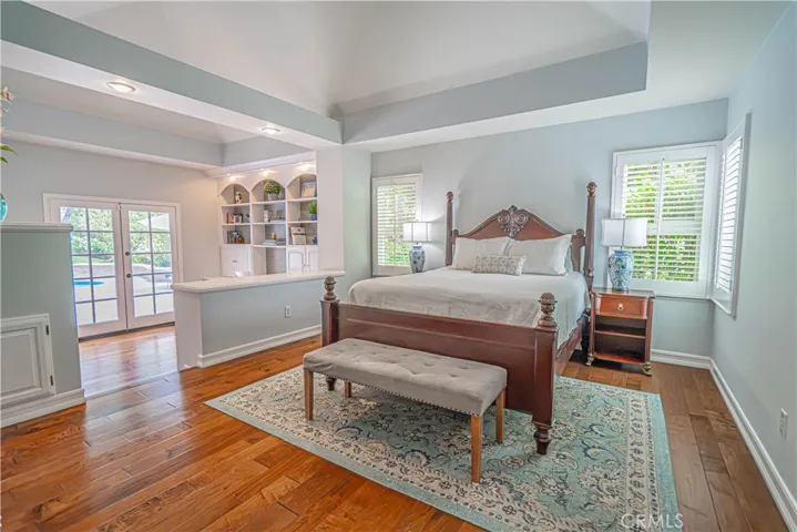 24307 Mornington, Valencia, California 91355