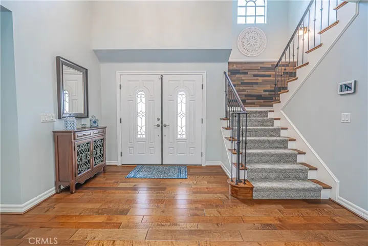 24307 Mornington, Valencia, California 91355