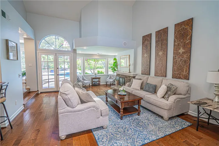 24307 Mornington, Valencia, California 91355
