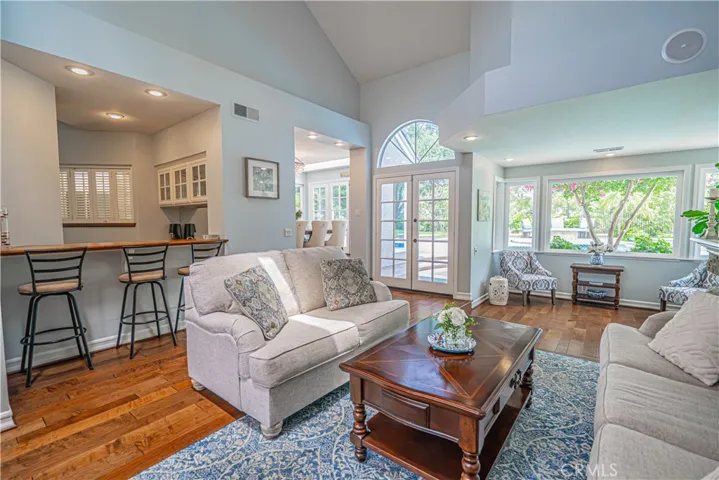 24307 Mornington, Valencia, California 91355