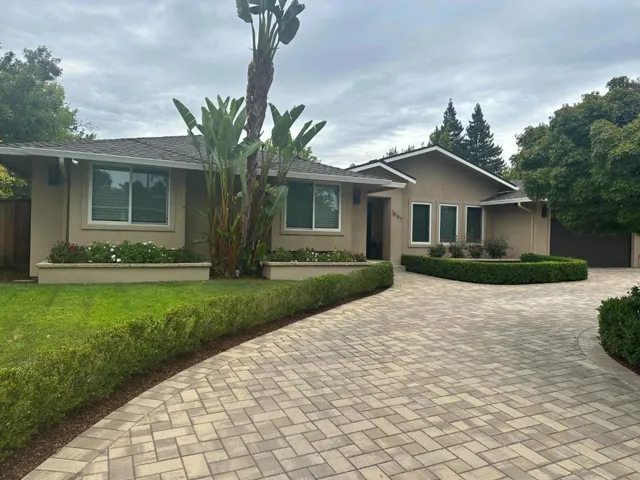 18797 Westview Drive, Saratoga, California 95070