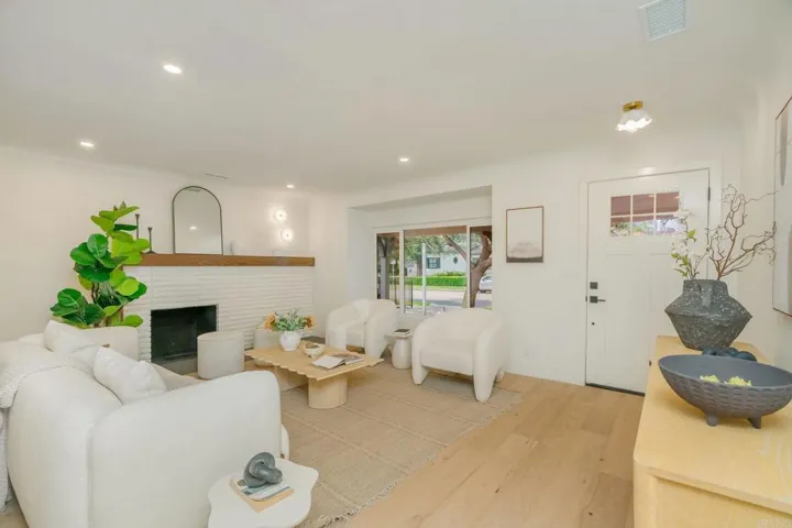 4210 Alcove Ave, Studio City, California 91604