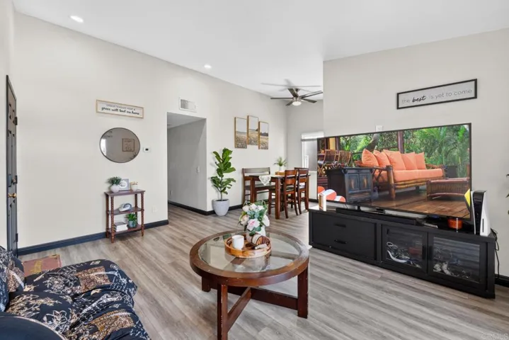 6454 Quarry Rd 8, Spring Valley, California 91977