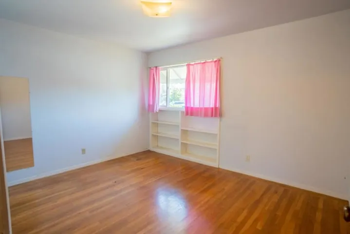 2539 Holland Street, San Mateo, California 94403