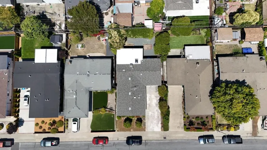 2539 Holland Street, San Mateo, California 94403