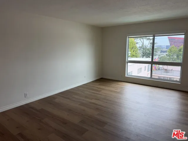 970 Palm Avenue 216, West Hollywood, California 90069