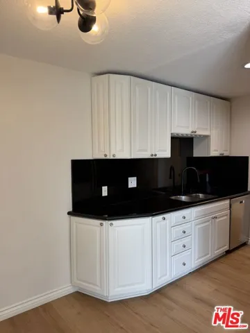 970 Palm Avenue 216, West Hollywood, California 90069