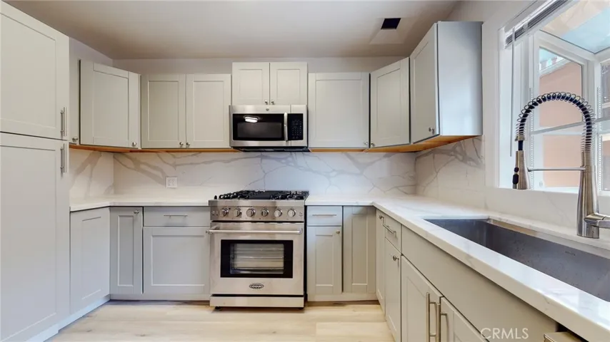 239 1/2 3rd Avenue, Venice, California 90291