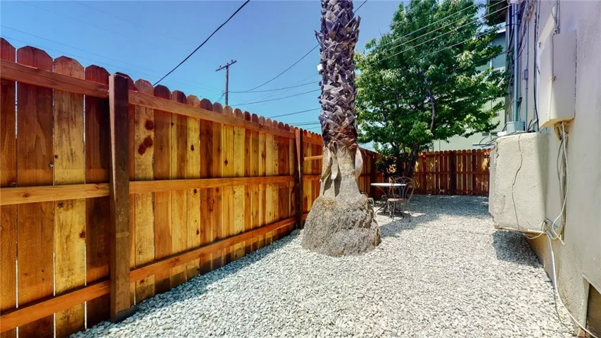 239 1/2 3rd Avenue, Venice, California 90291
