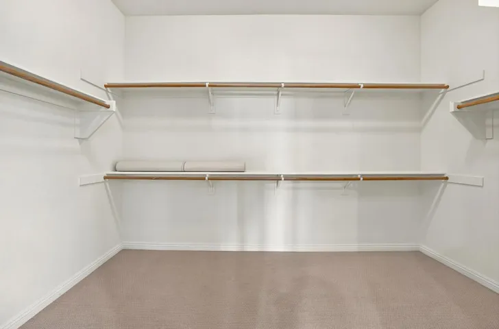 MASTER CLOSET