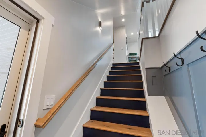 851 C, Coronado, California 92118