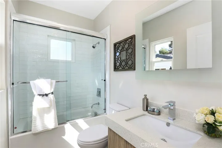 9 Turnberry Lane, Phillips Ranch, California 91766
