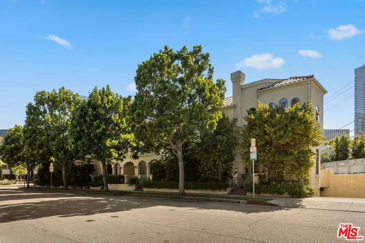 241 S Lasky Drive, Beverly Hills, California 90212