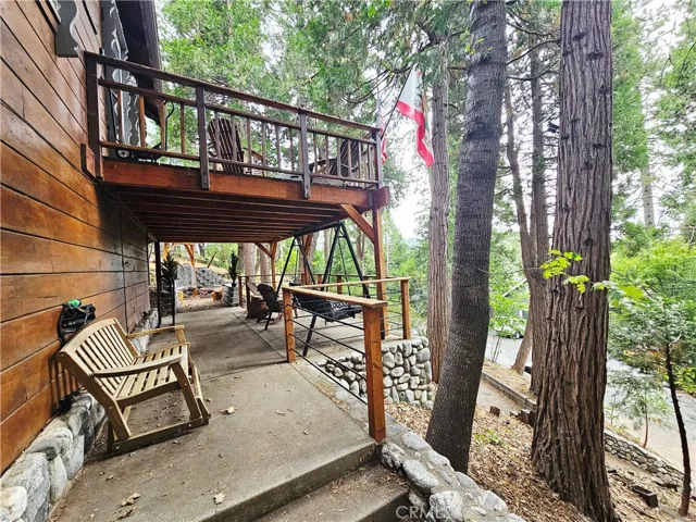 759 Bergschrund, Crestline, California 92325