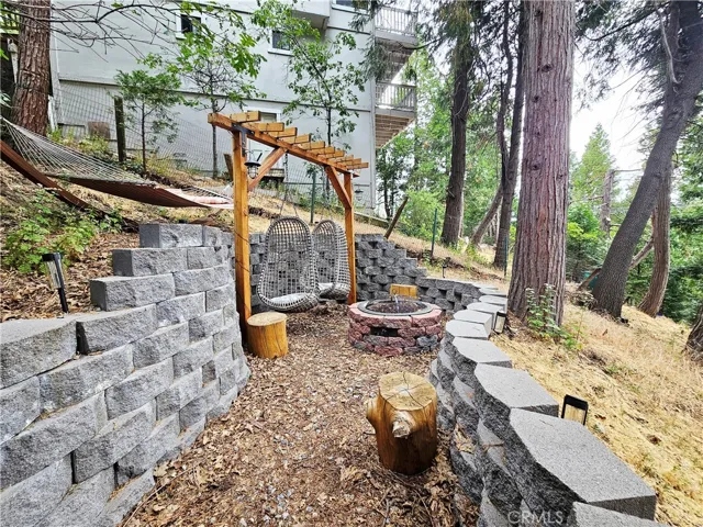 759 Bergschrund, Crestline, California 92325
