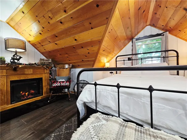 759 Bergschrund, Crestline, California 92325