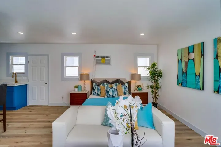 1208 Daisy Avenue, Long Beach, California 90813