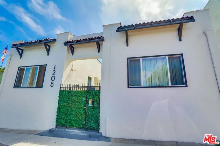 1208 Daisy Avenue, Long Beach, California 90813