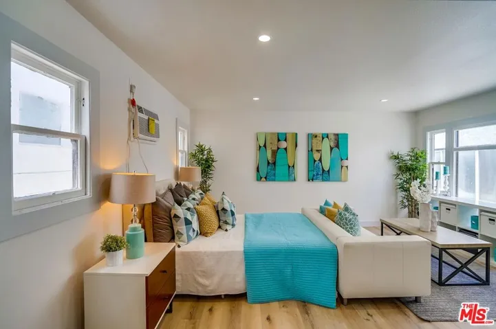 1208 Daisy Avenue, Long Beach, California 90813
