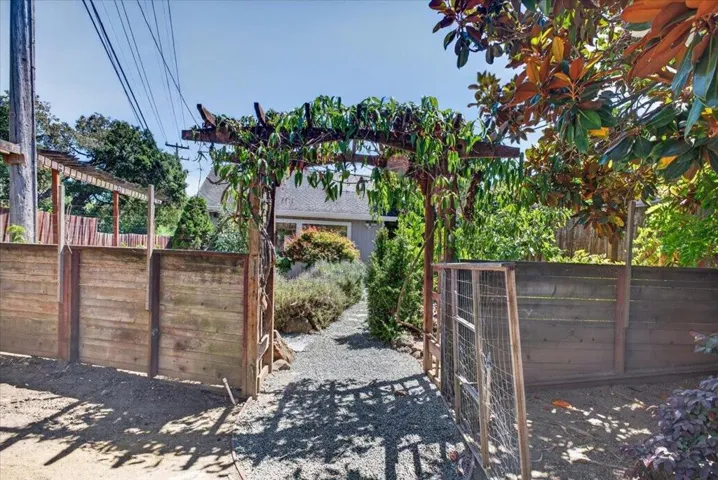 3677 Paper Mill Road, Soquel, California 95073