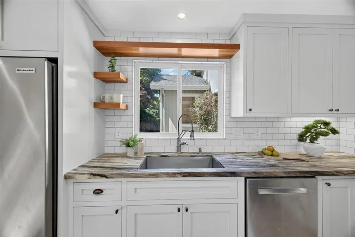 3677 Paper Mill Road, Soquel, California 95073