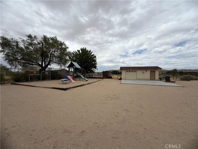 26262 Community, Barstow, California 92311
