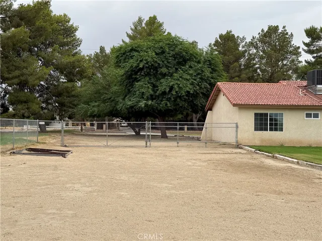 26262 Community, Barstow, California 92311