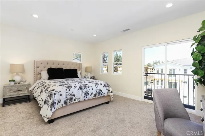 9 Oakmont Lane, Phillips Ranch, California 91766