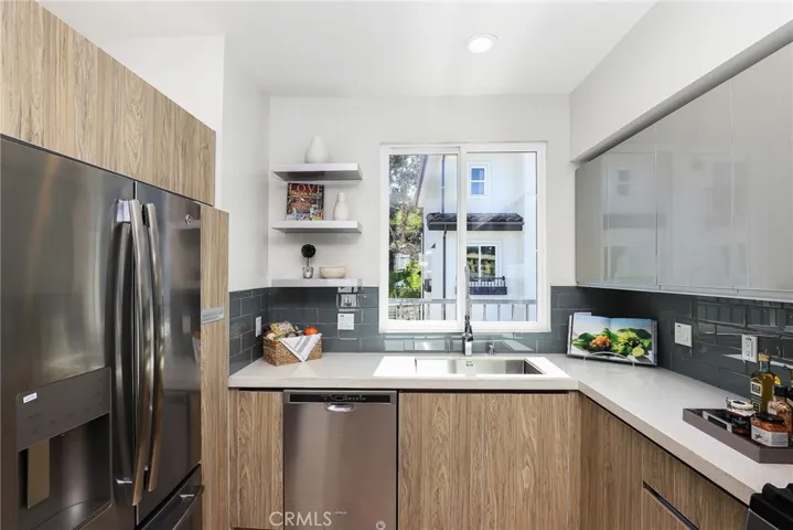 9 Oakmont Lane, Phillips Ranch, California 91766