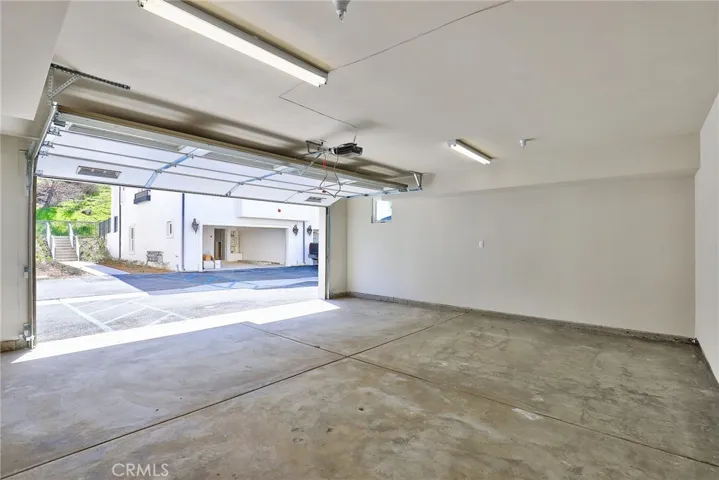 9 Oakmont Lane, Phillips Ranch, California 91766