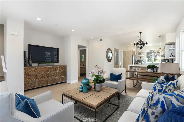9 Oakmont Lane, Phillips Ranch, California 91766